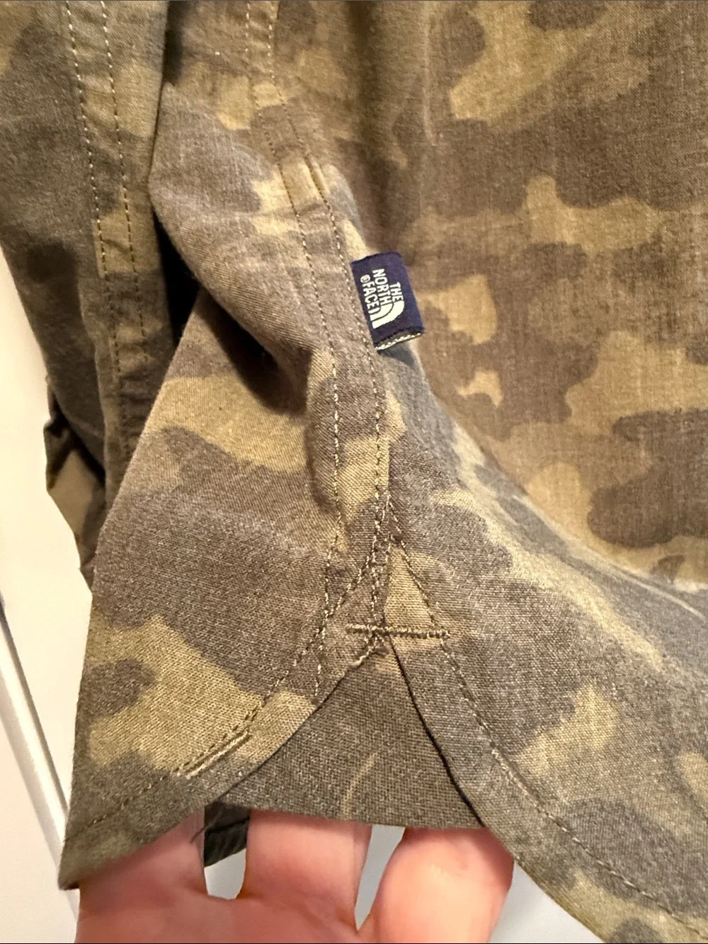 The North Face Men's Camouflage Shirt size L